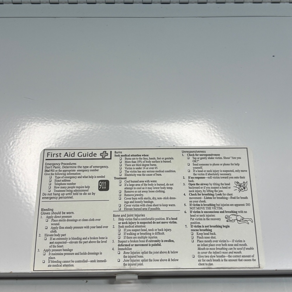 First Aid Cabinet Wall Mounted Medicine Emergency Metal Box - Picture 6 of 9